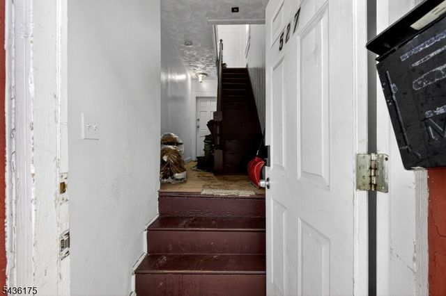 527 Valley St 2, City Of Orange Twp., NJ 07050