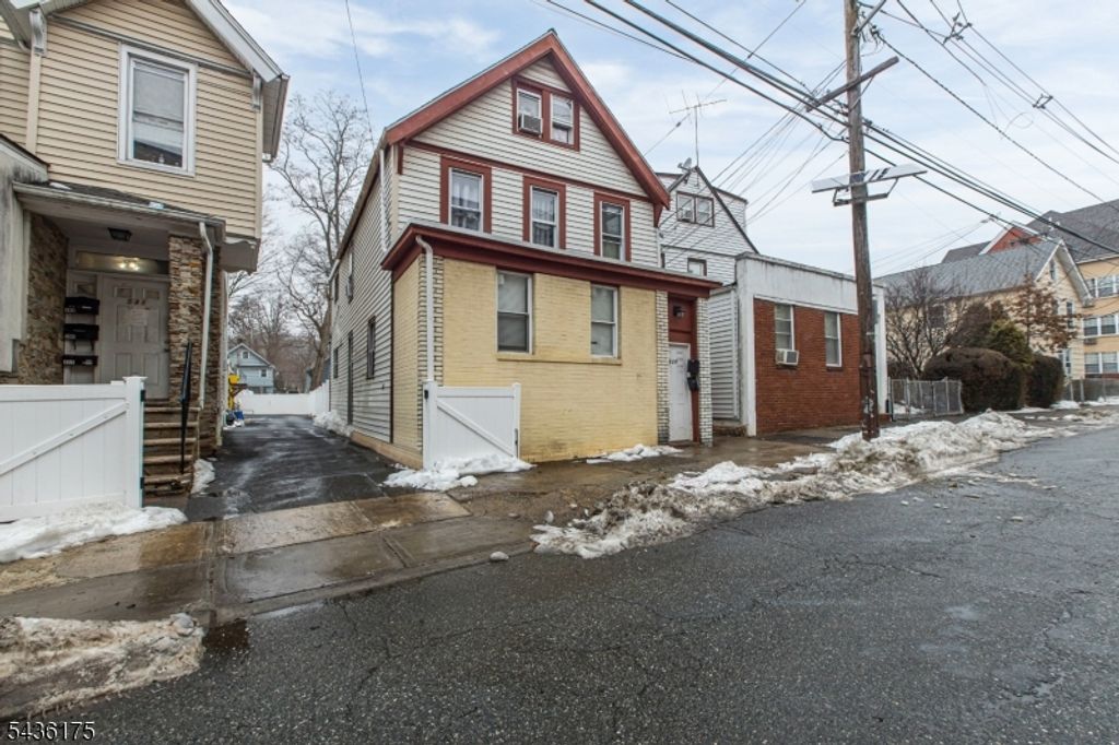 527 Valley St 2, City Of Orange Twp., NJ 07050