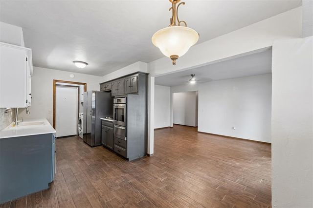 517 Willow Ridge Place, Edmond, OK 73003