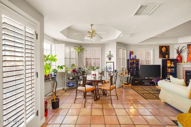 851 VIA ALEGRE Lane, El Paso, TX 79912