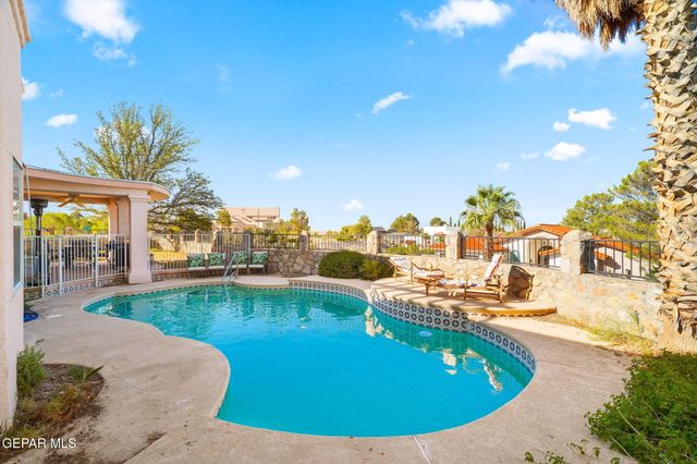 851 VIA ALEGRE Lane, El Paso, TX 79912
