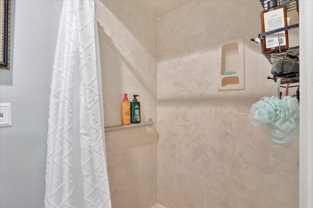 3526 E Cinnamon Place, Springfield, MO 65809