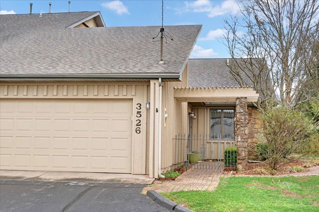 3526 E Cinnamon Place, Springfield, MO 65809
