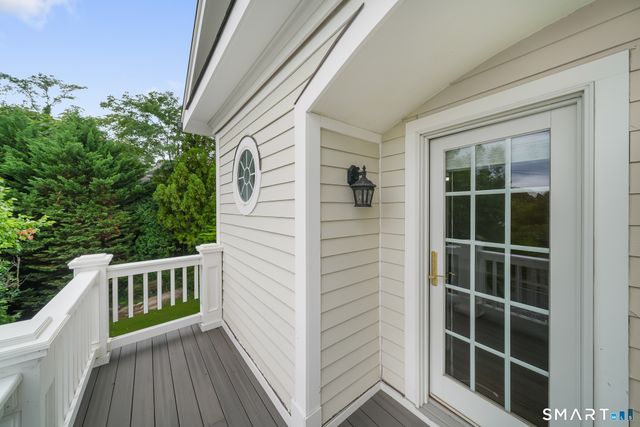80 East Putnam Avenue, Greenwich, CT 06807