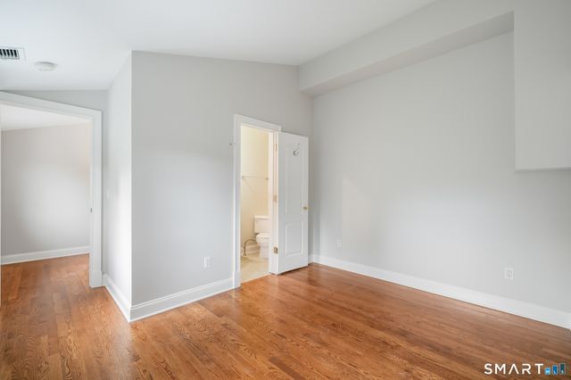 80 East Putnam Avenue, Greenwich, CT 06807