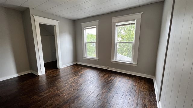 1831 Francis Avenue, Grand Rapids, MI 49507