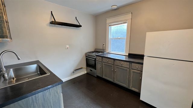 1831 Francis Avenue, Grand Rapids, MI 49507