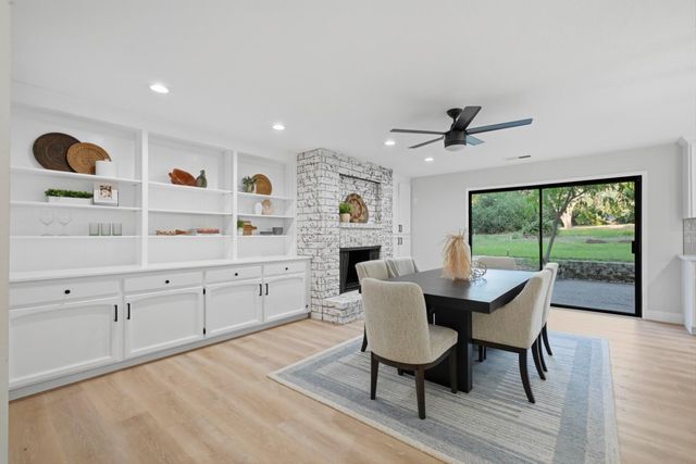 2534 Garfield Ave, Carmichael, CA 95608