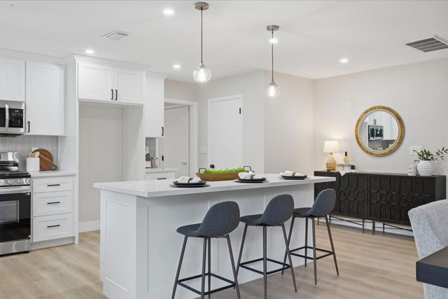 2534 Garfield Ave, Carmichael, CA 95608