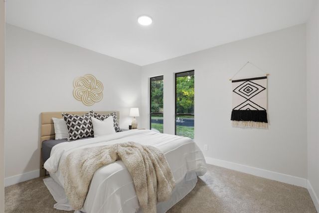 2534 Garfield Ave, Carmichael, CA 95608