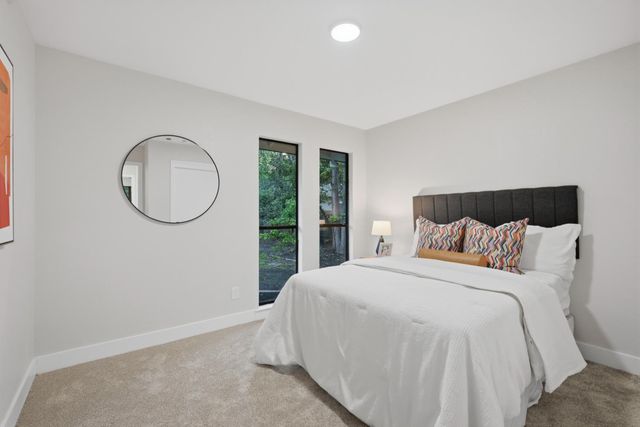 2534 Garfield Ave, Carmichael, CA 95608