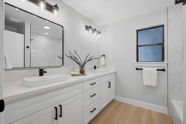 2534 Garfield Ave, Carmichael, CA 95608