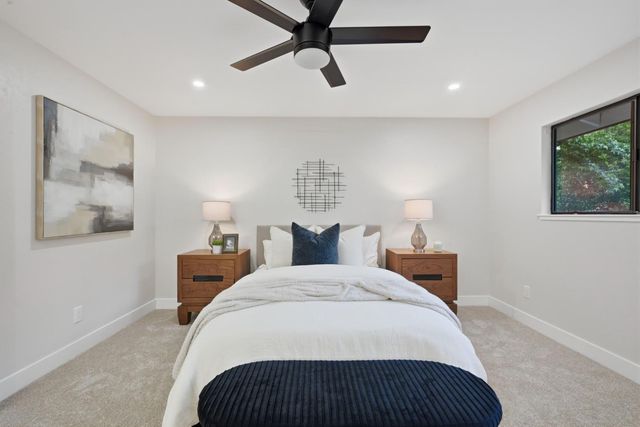 2534 Garfield Ave, Carmichael, CA 95608
