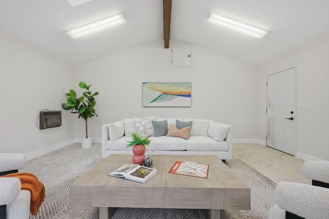 2534 Garfield Ave, Carmichael, CA 95608
