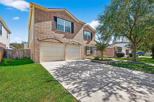 4730 Pin Oak Creek Lane, Houston, TX 77345