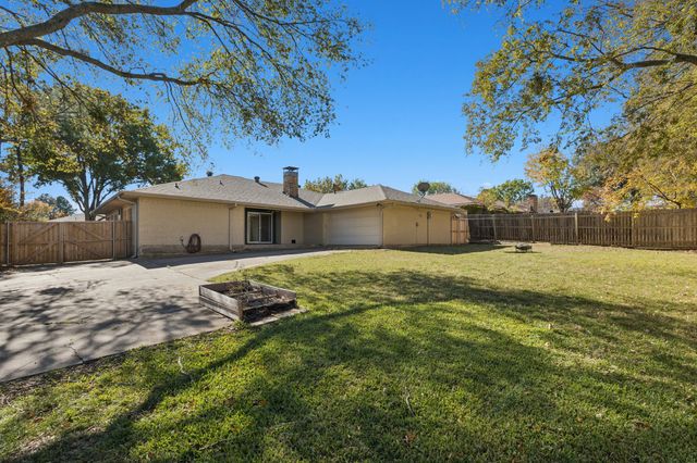 1805 Skyline Drive, Sherman, TX 75092