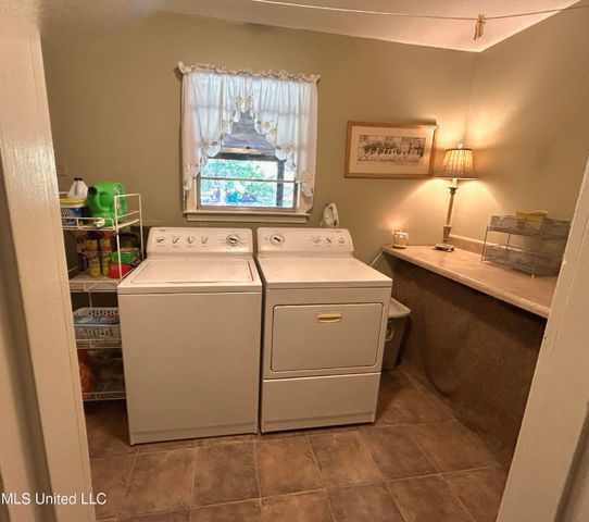 4730 Sherry Drive, Horn Lake, MS 38637