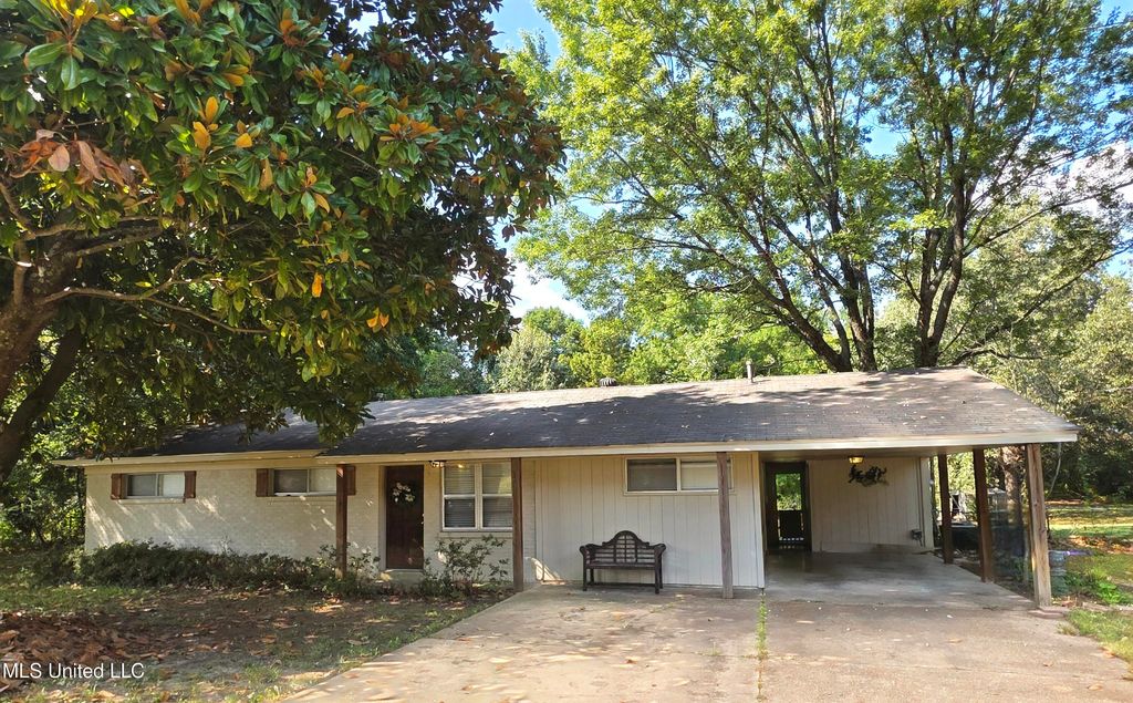 4730 Sherry Drive, Horn Lake, MS 38637