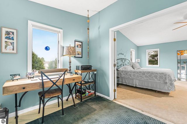 5529 Heritage Way, Traverse City, MI 49685