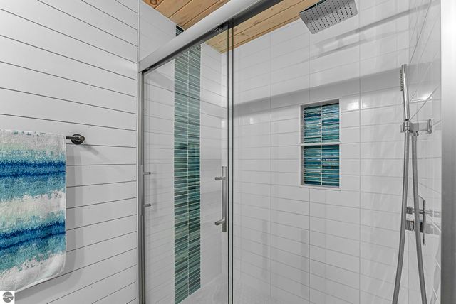 5529 Heritage Way, Traverse City, MI 49685