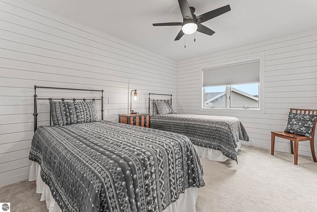 5529 Heritage Way, Traverse City, MI 49685