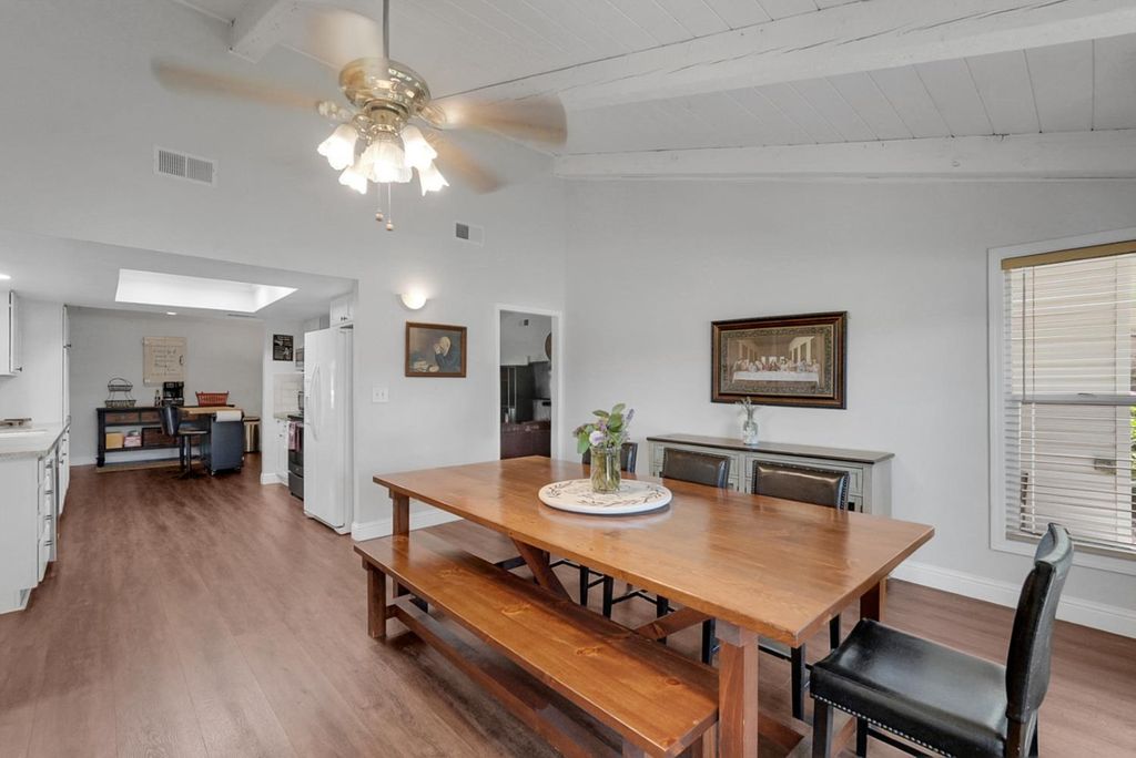 Image 17 of property listing at 317 Circle Drive, Chowchilla, CA 93610