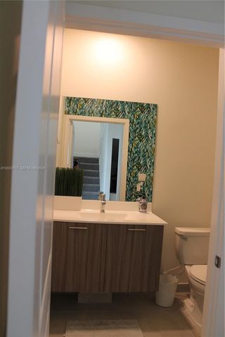 8265 NW 41 Street C110, Doral, FL 33166
