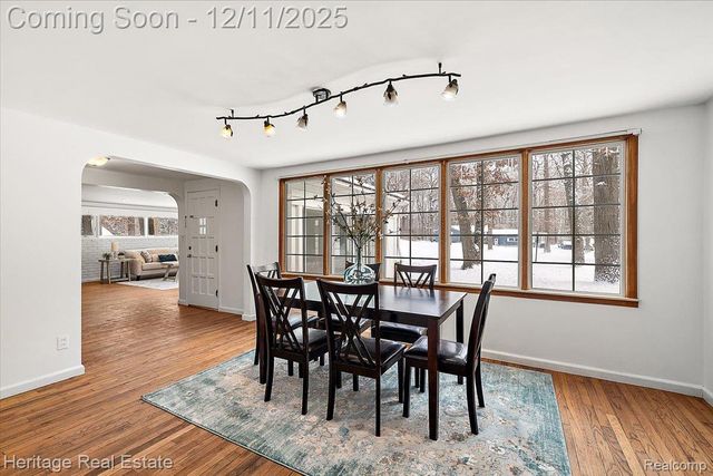 251 Doremus Avenue, Waterford Charter Township, MI 48328