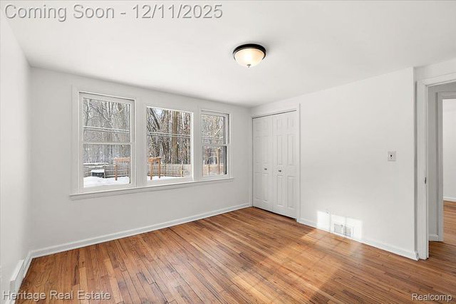 251 Doremus Avenue, Waterford Charter Township, MI 48328