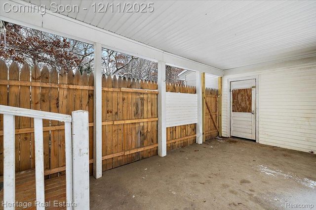 251 Doremus Avenue, Waterford Charter Township, MI 48328