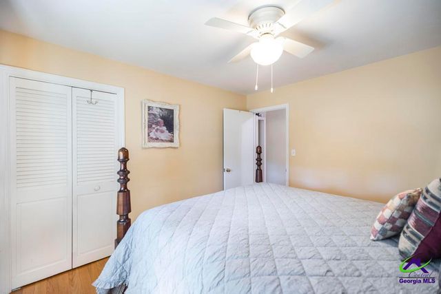 2574 Lower Hartley Bridge, Byron, GA 31008