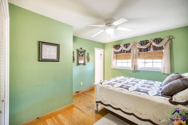 2574 Lower Hartley Bridge, Byron, GA 31008