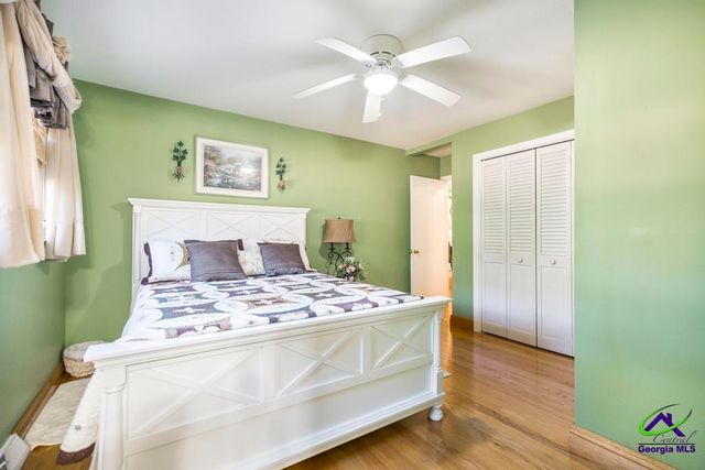 2574 Lower Hartley Bridge, Byron, GA 31008