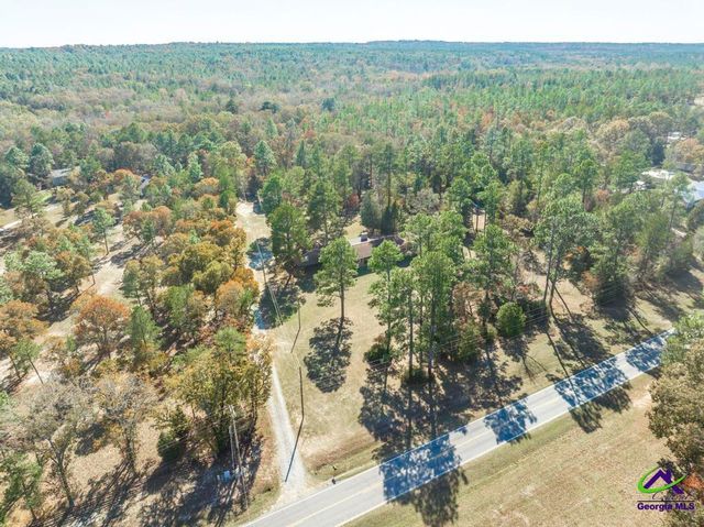 2574 Lower Hartley Bridge, Byron, GA 31008
