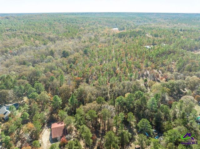 2574 Lower Hartley Bridge, Byron, GA 31008