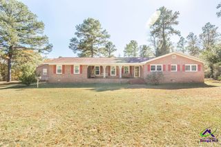 2574 Lower Hartley Bridge, Byron, GA 31008
