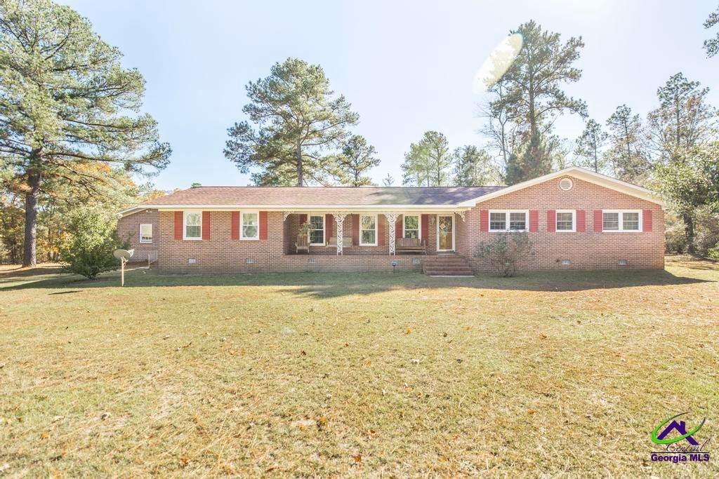 2574 Lower Hartley Bridge, Byron, GA 31008