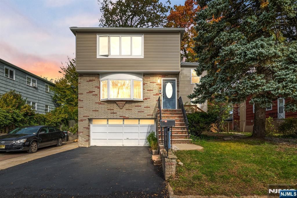 30 Warman Street, Montclair, NJ 07042