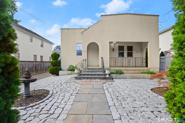 11 Rex Street, Greenwich, CT 06831