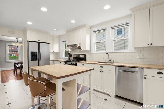 11 Rex Street, Greenwich, CT 06831