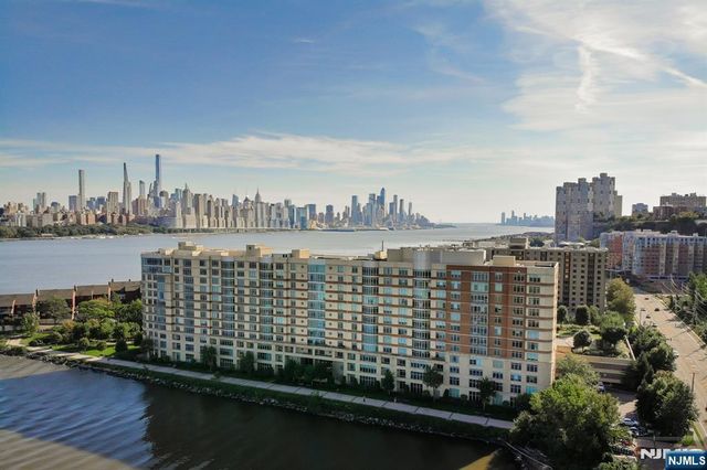 8100 River Road 915, North Bergen, NJ 07047