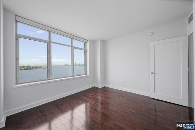 8100 River Road 915, North Bergen, NJ 07047