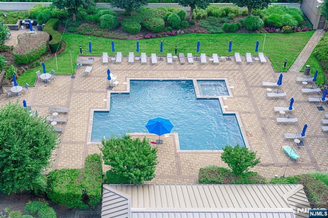 8100 River Road 915, North Bergen, NJ 07047