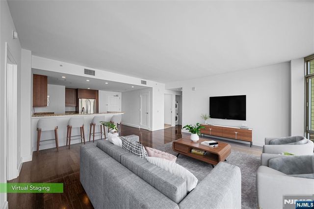 8100 River Road 915, North Bergen, NJ 07047