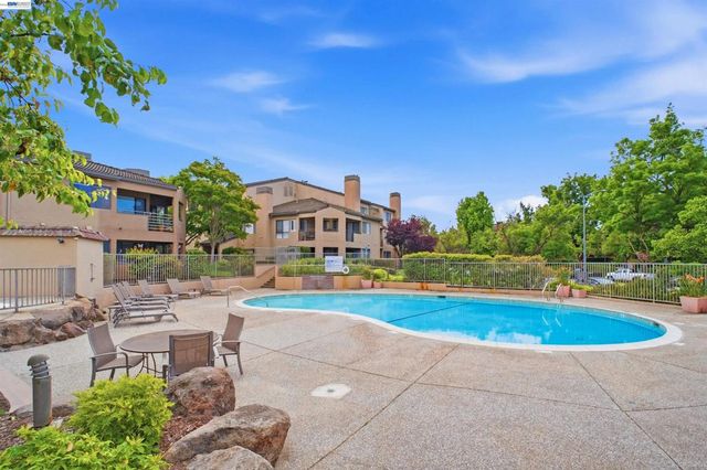 39078 Guardino Dr 208, Fremont, CA 94538