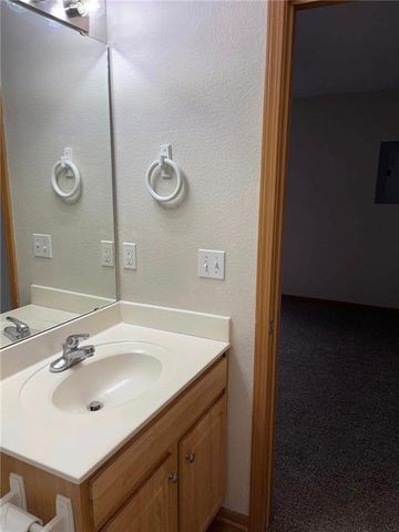 1528 Champion Drive, Pleasant Hill, MO 64080