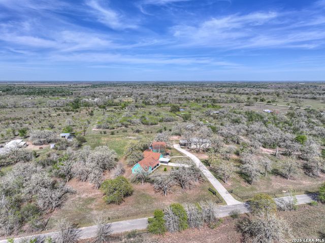 353 Jackson, Kingsbury, TX 78638