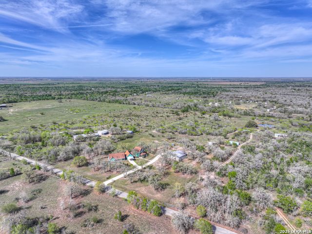 353 Jackson, Kingsbury, TX 78638