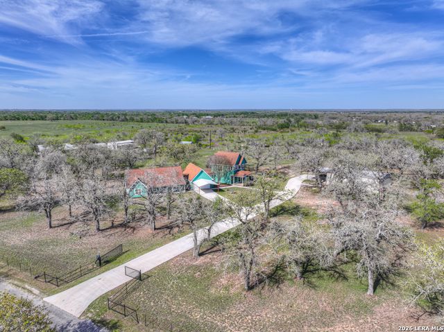353 Jackson, Kingsbury, TX 78638