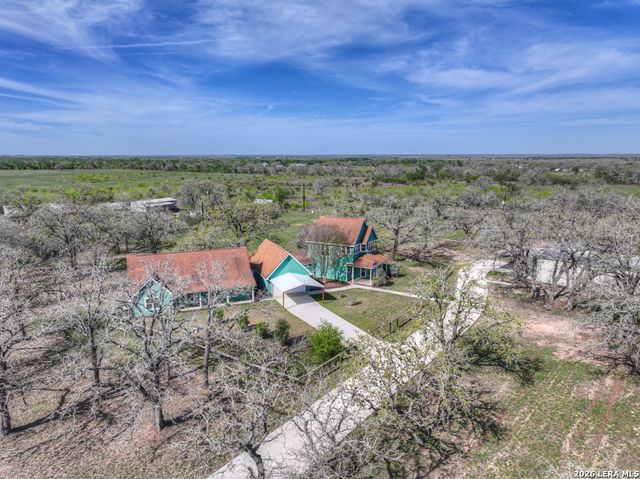 353 Jackson, Kingsbury, TX 78638